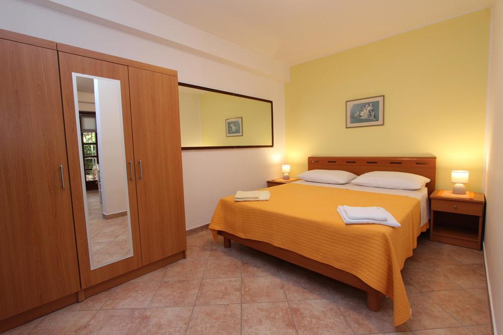 Apartments Lara Rovinj Extérieur photo